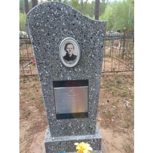Вертикальный памятник в Минске