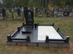 Установка и изготовление оград